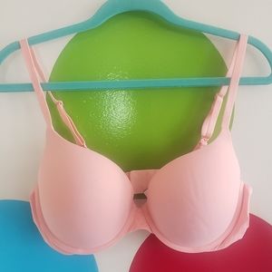 Victoria's Secret T-Shirt Push Up Bra 38C